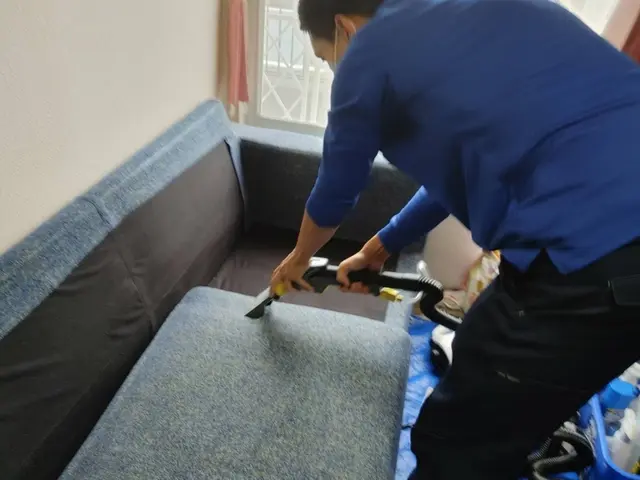 ☆ソファー洗浄お任せください☆専用機材薬剤を使用したプロ洗浄サービスの画像