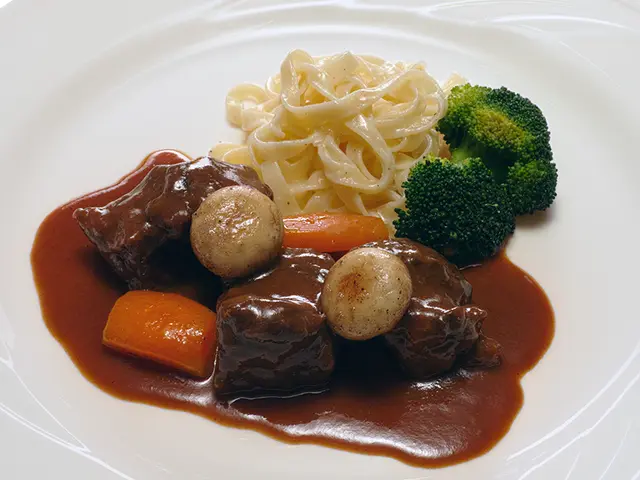 【お料理写真専門35年超の経験】独自照明技術で圧倒的な質感描写をご提供