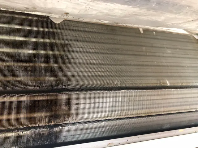 《専門店》ACクリーニングは完全分解できる店舗にご依頼下さい☆複数台割引ありサービスの画像