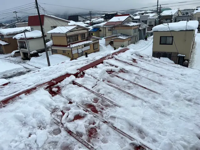 【年間実績100件以上】★除雪•雪下ろし年中無休で対応します★サービスの画像