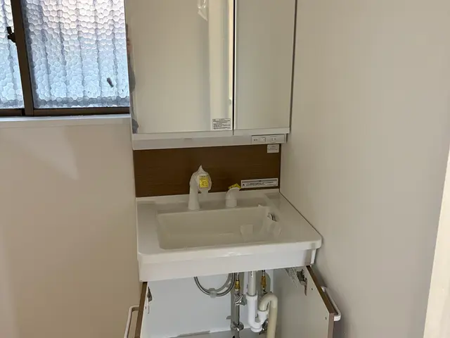 【国家資格保有】水道業界歴16年のプロが施工！洗面台交換はお任せくださいサービスの画像