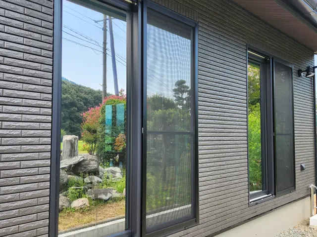 施工実績年間180件超！兵庫県近隣県ご対応　現地調査お見積り無料、国家資格保有者サービスの画像