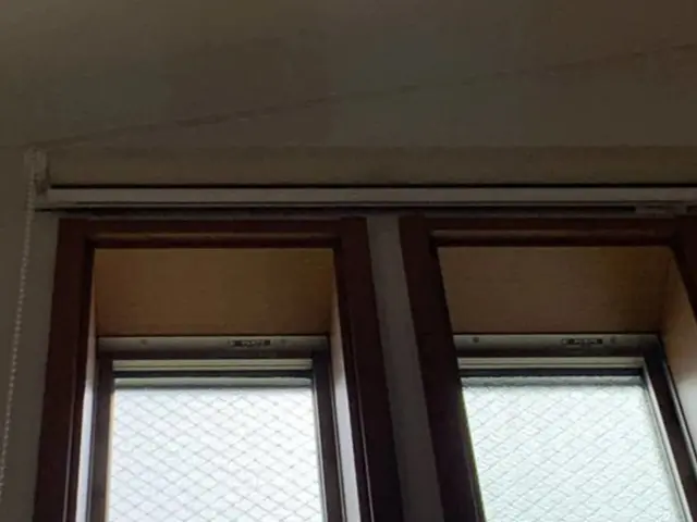 取付5000円～【カーテンレール/ブラインド/ロールカーテン/　本体お任せ下さいサービスの画像