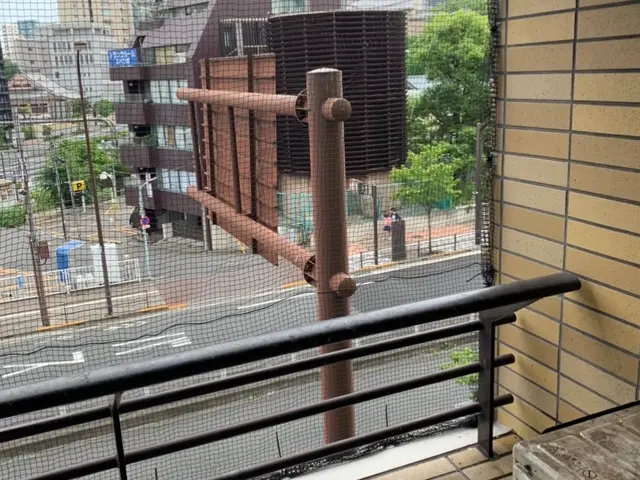 ベランダのフンの悩み、予算に合った対策までしっかり対応致します！サービスの画像