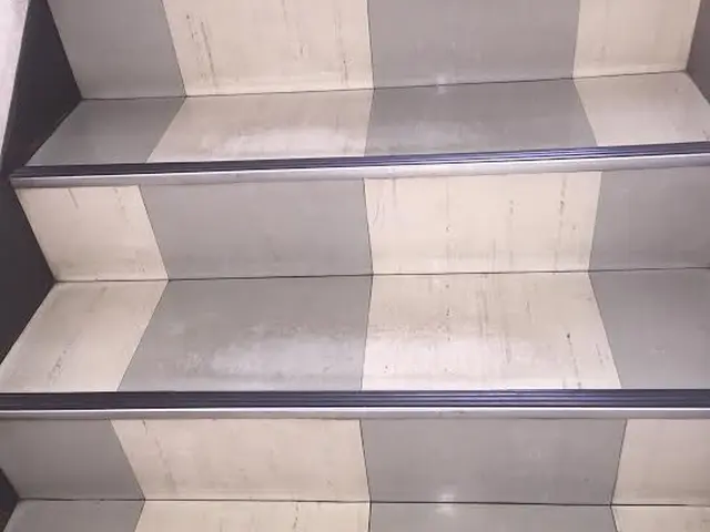 6/26予約可、フロアークリーニング。３０年の実積、一般家庭用、（事業所）サービスの画像