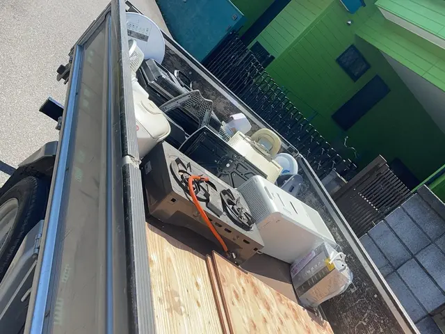 ★即日対応可★2名作業女性スタッフ在籍で100件以上の回収実績を持つ不用品回収サービスの画像