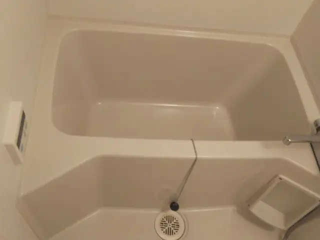 おトクなコミコミ価格です。駐車場代、鏡のウロコ除去、フタの洗浄も含まれますサービスの画像