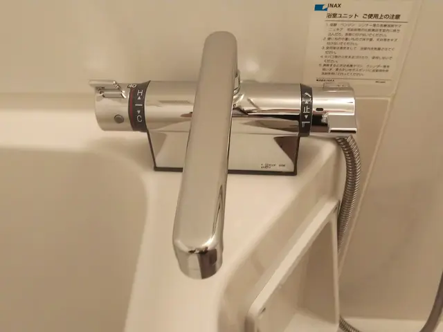 おトクなコミコミ価格です。駐車場代、鏡のウロコ除去、フタの洗浄も含まれますサービスの画像