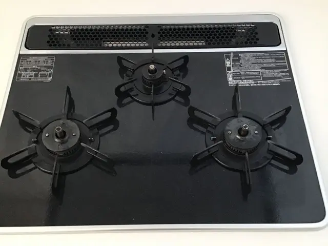 【損害保険加入済み◎】頑固な油汚れにも対応します！法人だから安心です♪サービスの画像