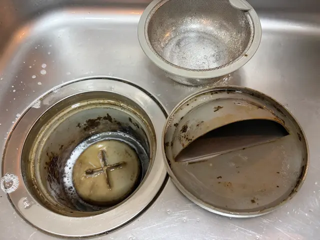 油汚れや焦げなどの除去しにくいところをプロが綺麗に致します！サービスの画像