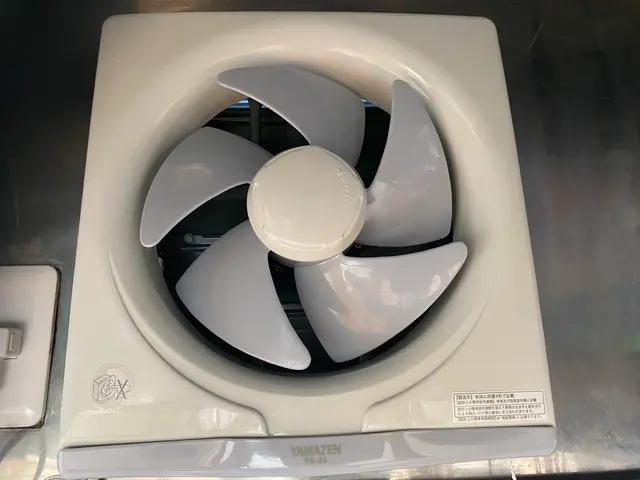 ☆☆溜まった油汚れは綺麗になります☆☆初めての方も安心してお任せください！サービスの画像