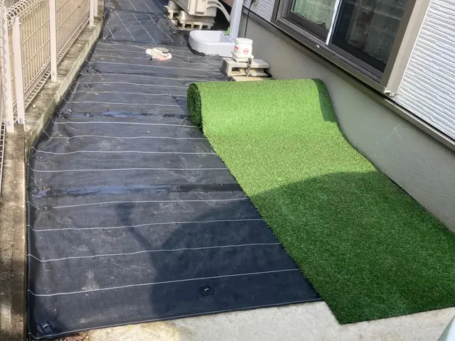 草むしりのプロです！お客様不在作業可能！細かな草〜ジャングルでもお任せください！サービスの画像