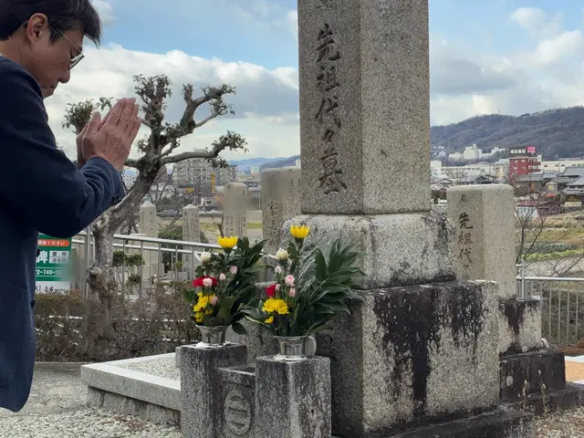 【実家のお墓参りもお任せください◎】写真付きの丁寧なご報告で安心をお届けします。サービスの画像