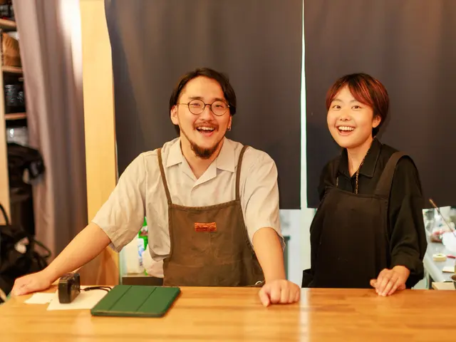 光と構図で伝えるブランドの魅力。人・空間・商品を美しくサービスの画像