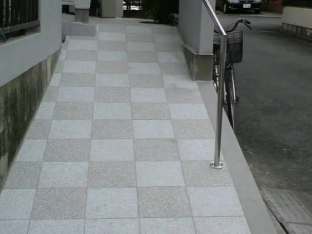 《業歴30年★実績1,000件超★リピート多数！》損保加入済！低価格・安心施工サービスの画像