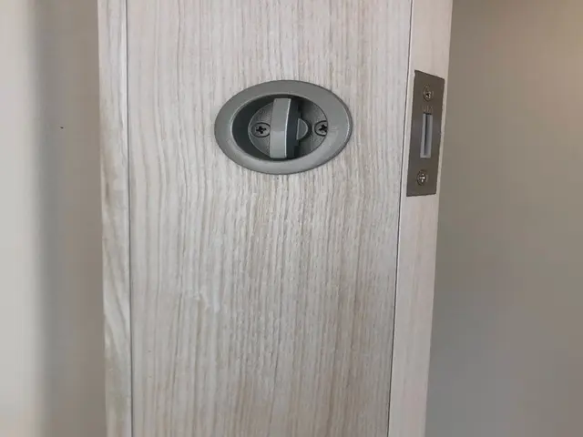 室内ドア、引き戸の鍵の取り付け・東京・千葉・神奈川・埼玉・茨城サービスの画像