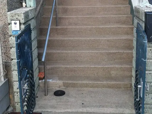 ベランダ　バルコニー　高圧洗浄クリーニングサービスの画像