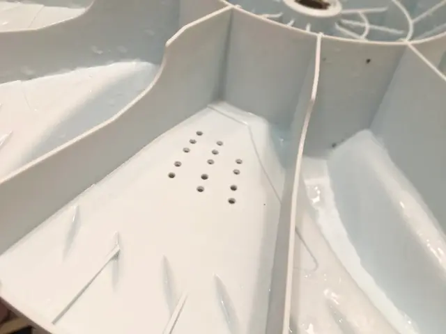 【カビ専門】乾燥の季節、衣類を脱カビ、スッキリとサービスの画像