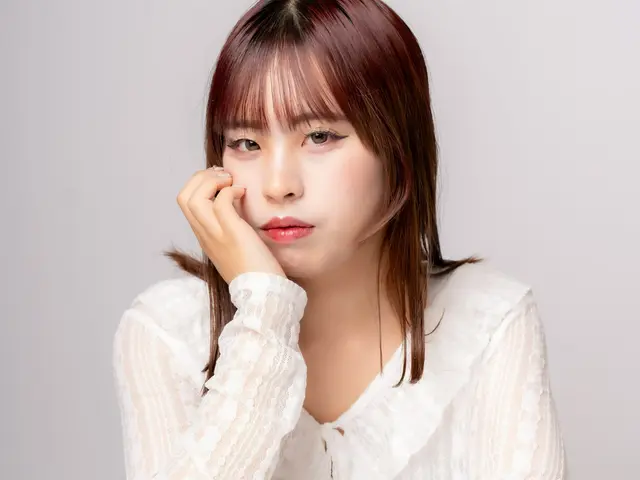 スタジオにて宣材撮影