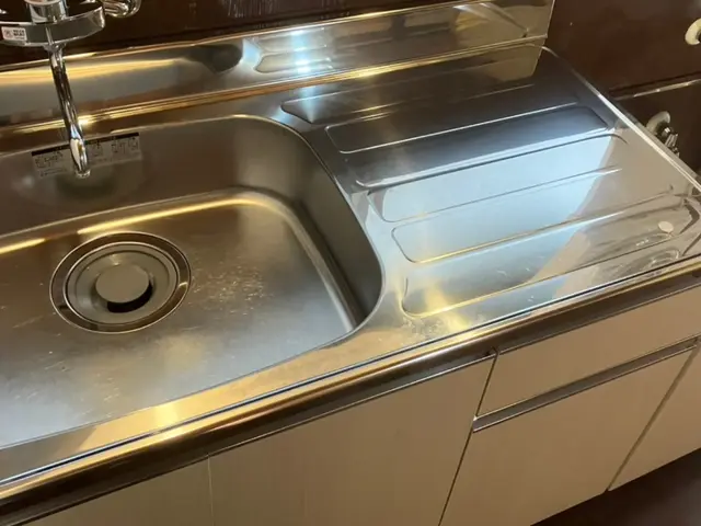 ＋6000円でエアコン内部清掃！お掃除機能付き10,000円！(埋込タイプ不可)サービスの画像