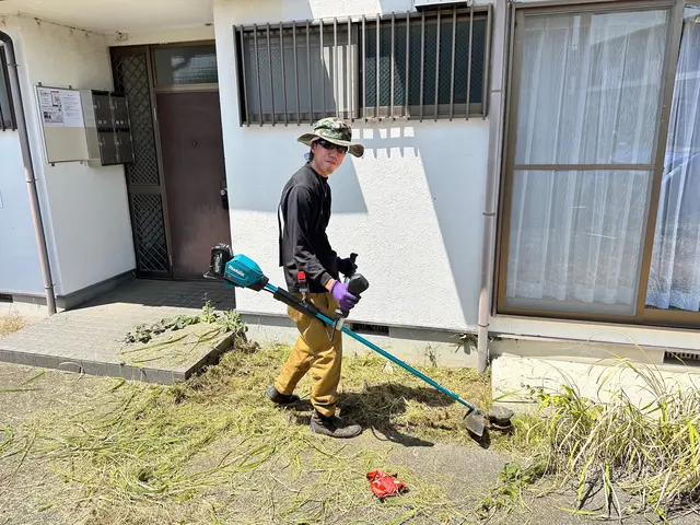 《年中無休》自信の完全自社施工◇女性スタッフ同行可能◇安心の損害保険加入済みサービスの画像