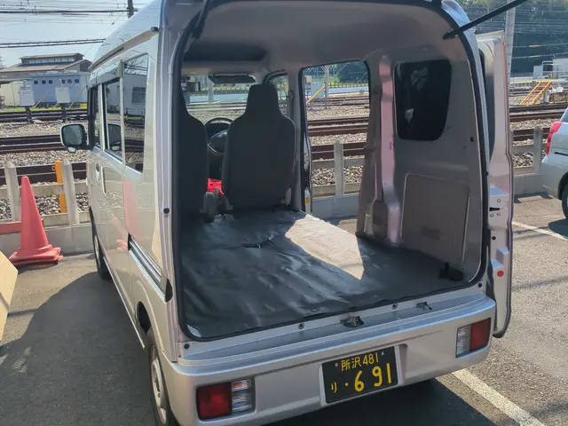 15年以上の実績！大手引越会社出身の店長が訪問する安心作業。私にお任せ下さい!サービスの画像