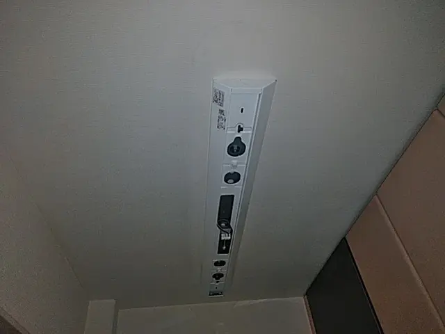 店舗オフィス向けサービス蛍光灯からLEDへ交換！第一種電気工事士がお伺い致しますサービスの画像