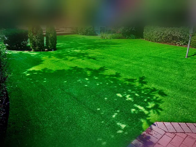 さぁ！裸足で駆け出そうー！高品質！人工芝施工サービスの画像