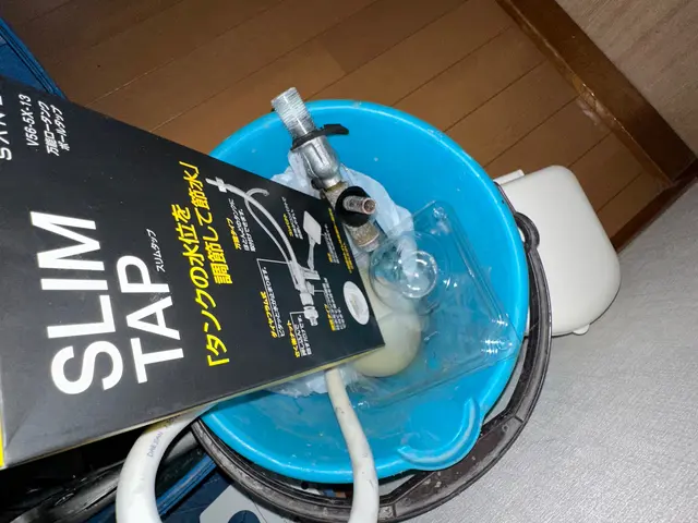 トイレタンクのレバーハンドル交換サービスの画像