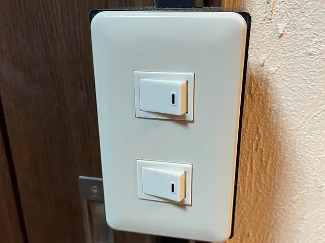 コンセント交換及び修理　漏電検査　修理サービスの画像