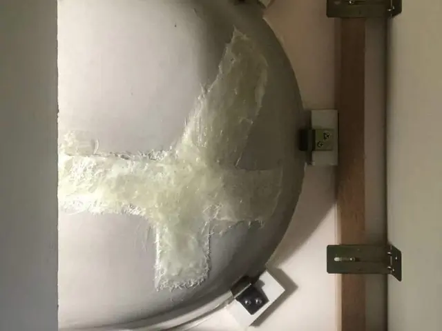 ◆賃貸現状復帰にも対応◆保険対応◆洗面ボウル傷割れ補修◆部分補修◆綺麗に仕上げサービスの画像