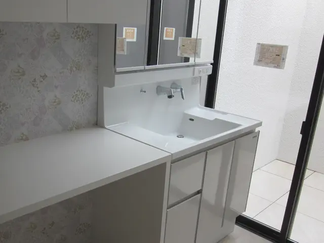 仙台市の洗面化粧台リフォームサービスの画像