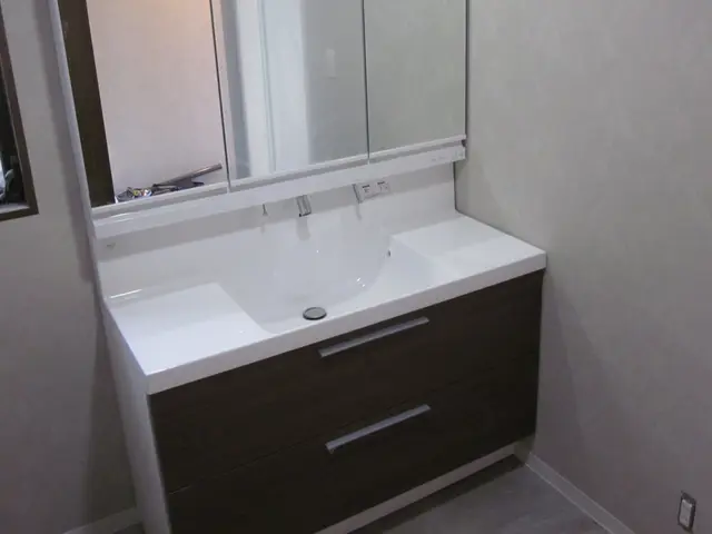 仙台市の洗面化粧台リフォームサービスの画像