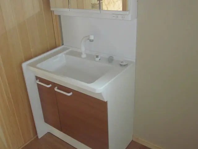 仙台市の洗面化粧台リフォームサービスの画像