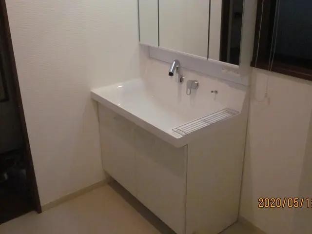 仙台市の洗面化粧台リフォームサービスの画像