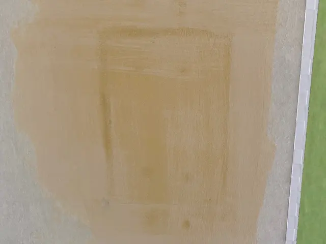 ◆壁の穴、凹み◆戸建て、アパートOK◆日程、相談乗ります◆なるべく目立たなく◆サービスの画像