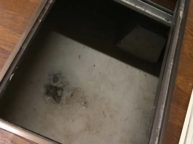 定期的にされていますか？喜ばれています床下の点検！サービスの画像