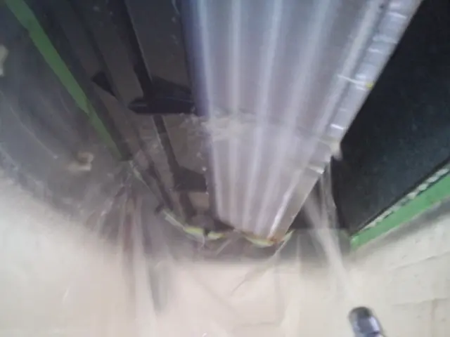 抗菌コート無料安心の保険加入！エアコン洗浄 天井埋込タイプ クレジット対応サービスの画像