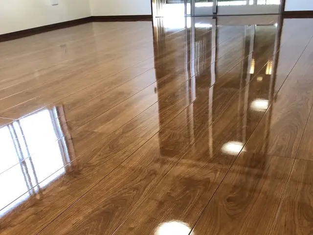 SIAA正規会員！　☆くらしのマーケット出店1周年☆　フロアコーティングの専門店サービスの画像