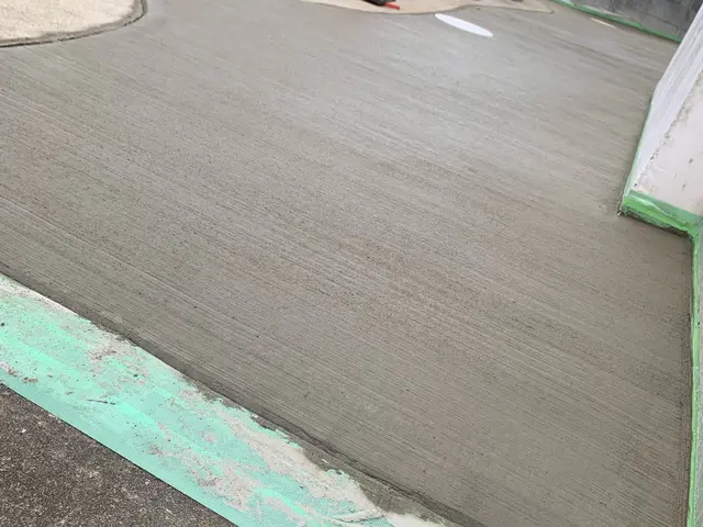 水たまりゼロ、美しさ際立つ駐車場リノベーションサービスの画像