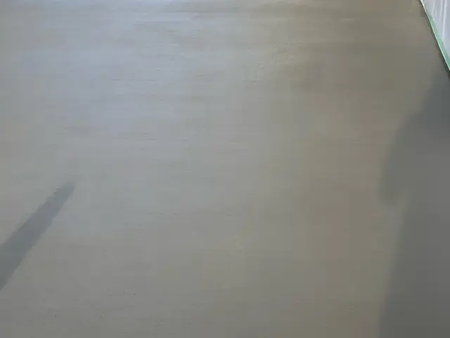 水たまりゼロ、美しさ際立つ駐車場リノベーションサービスの画像