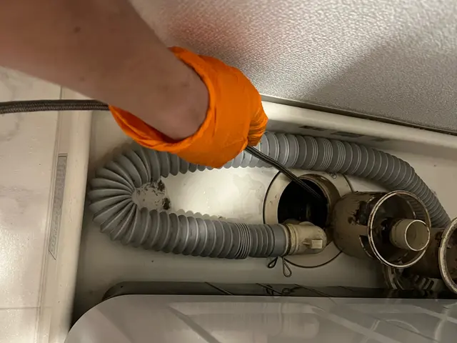 プロの技術でご満足いただけるように心を込めて作業いたしますサービスの画像