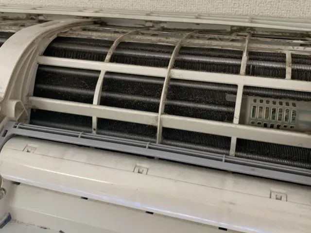 ◆コロナ対策済◆ ◆消臭抗菌コート◆タバコのヤニ・黒カビ　どんな汚れも落とす！サービスの画像