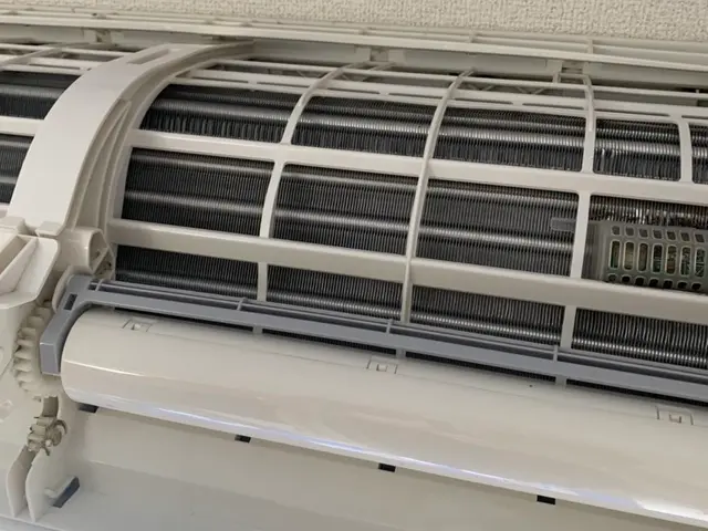 ◆コロナ対策済◆ ◆消臭抗菌コート◆タバコのヤニ・黒カビ　どんな汚れも落とす！サービスの画像