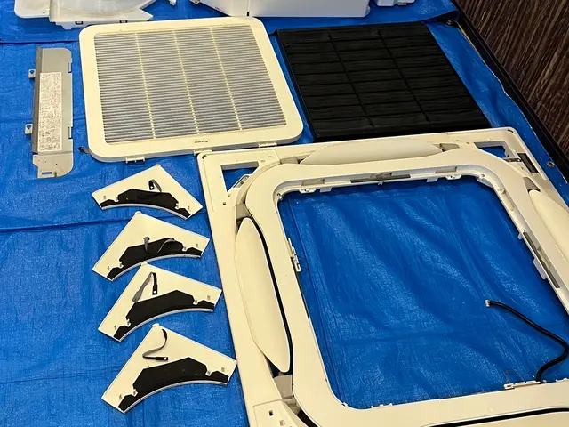 【安心の法人＋正社員施工】2台以上ご予約で1台税込29700円★抗菌無料施工サービスの画像