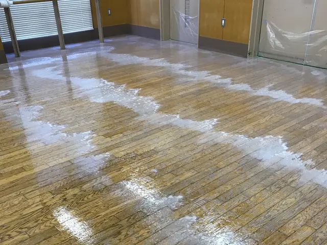 損害保険加入済み！訪問時の駐車場代は当店が負担◎お気軽にご相談ください！サービスの画像