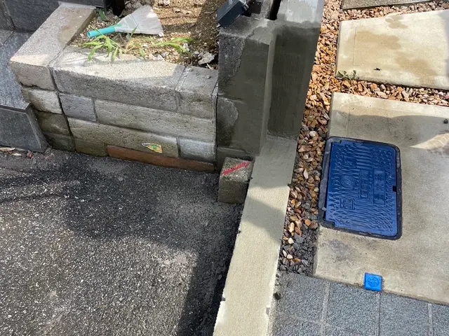 ひび割れたアスファルトを修繕！サービスの画像