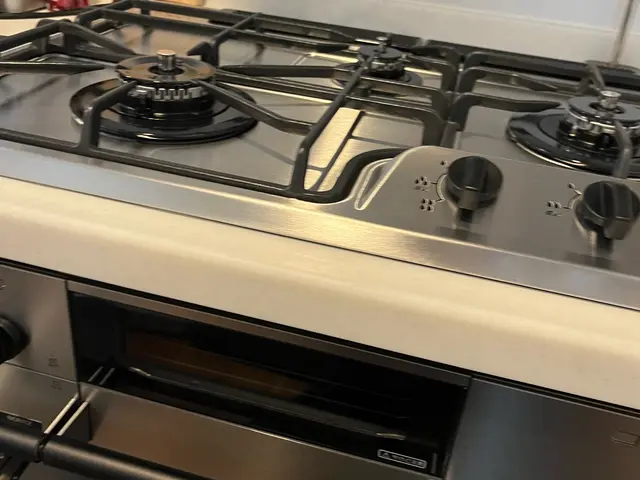 【地域密着で営業中】年間1000台実績　安心&丁寧　お気軽にご相談くださいサービスの画像