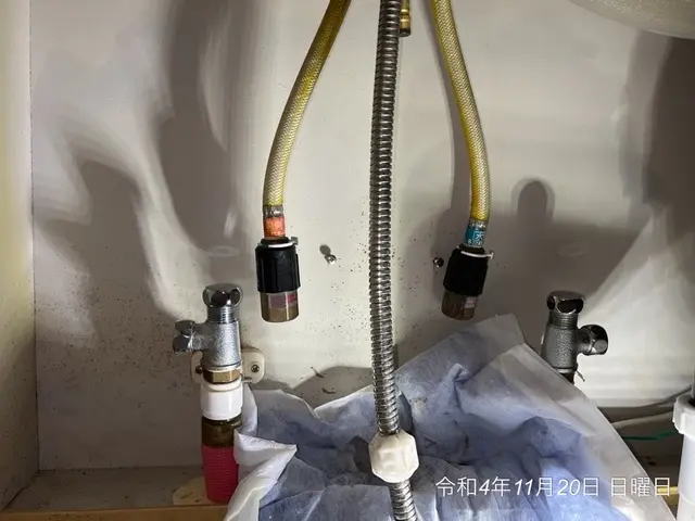 ◎水栓交換工事は私にお任せください　現場写真を撮りながら作業させていただきます。サービスの画像