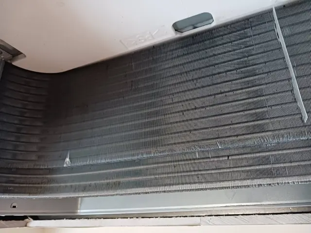 【そろそろやろうかな？そんな依頼増えてます！】埋め込みエアコンクリーニングサービスの画像
